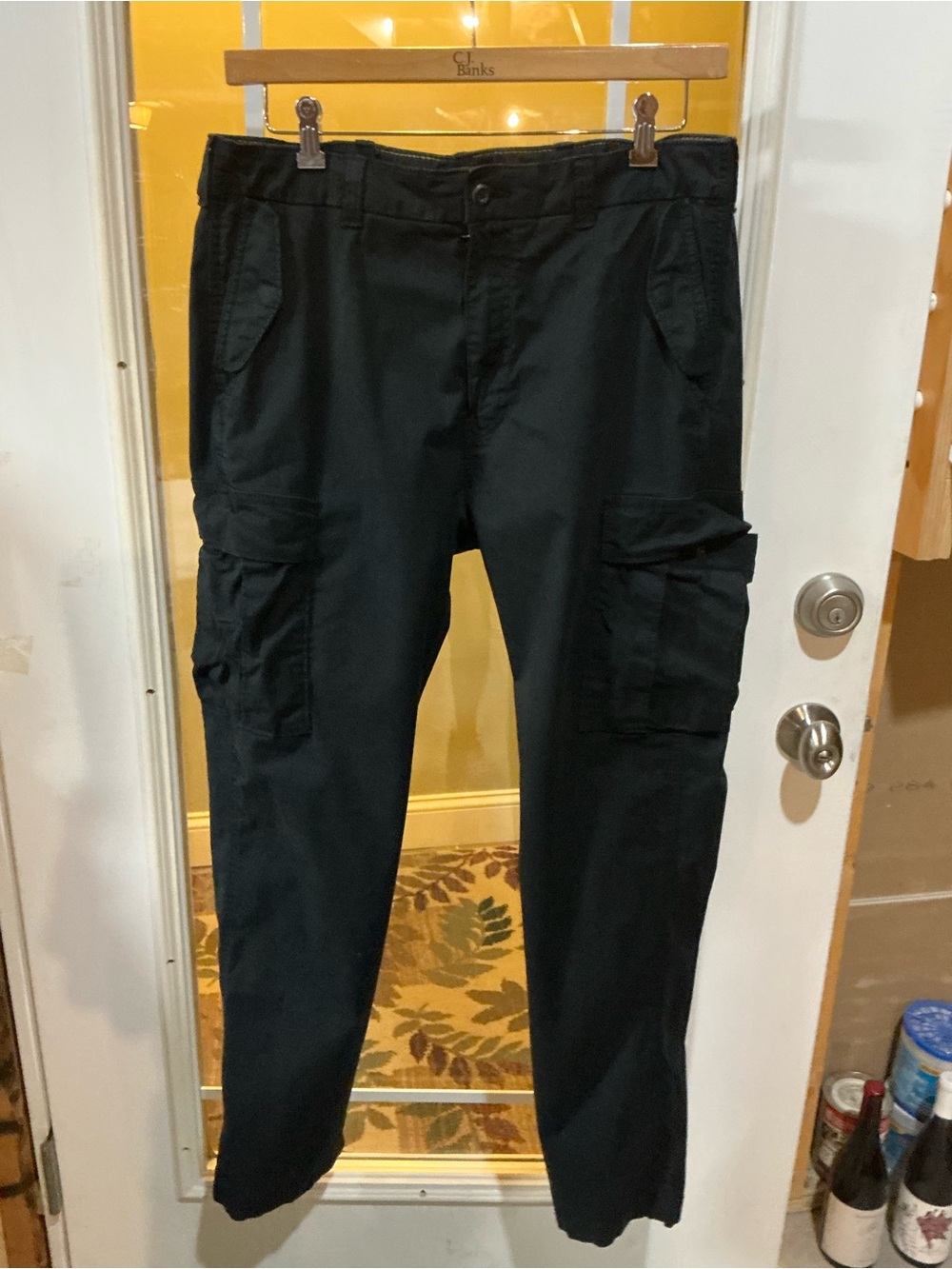 Men's Banana Republic Black Cargo Pants - Classic Utility Style 34x34